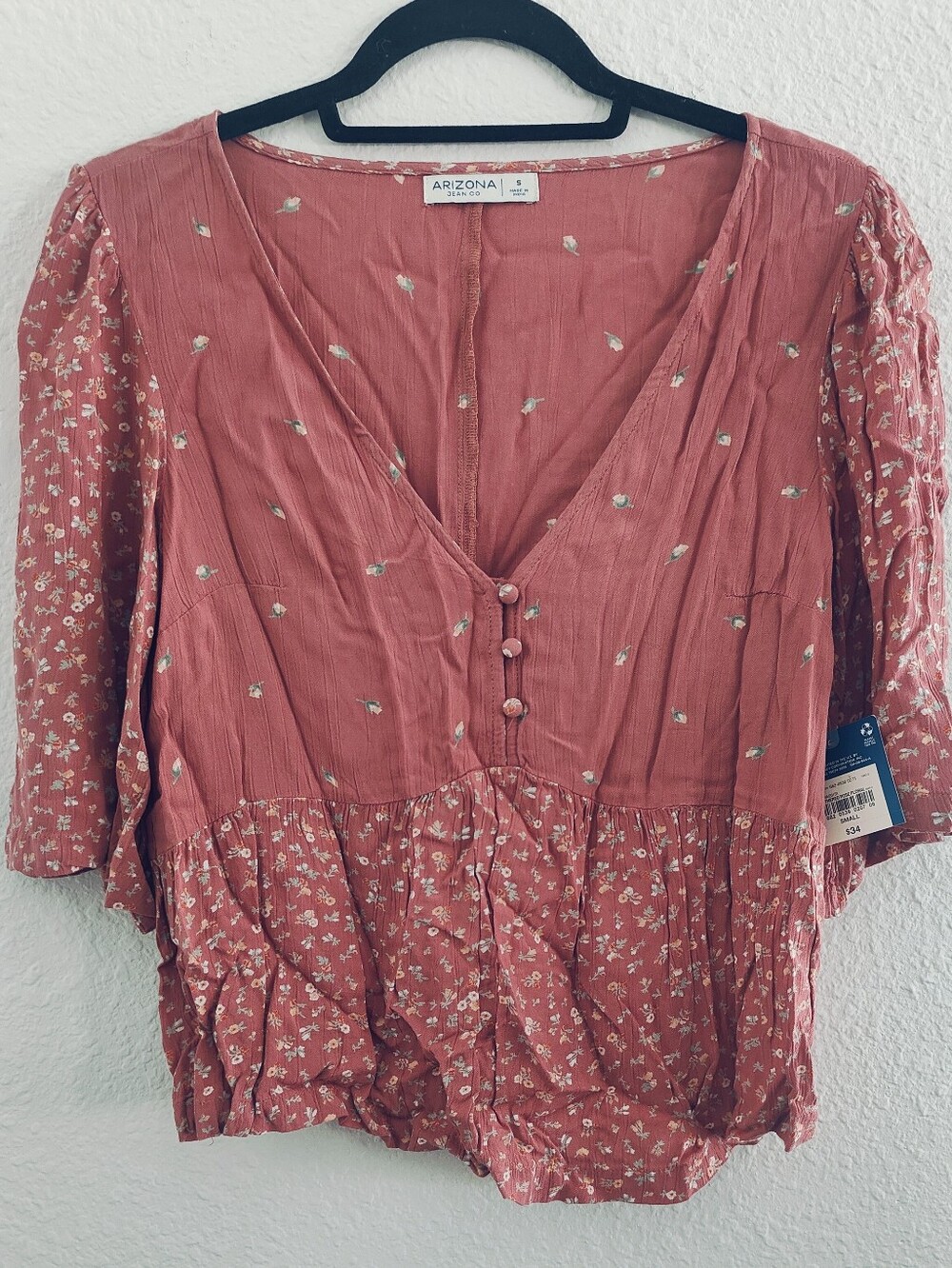Arizona Jean Company Small Women's Rust Floral V-Neck Blouse